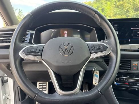 Used 2025 Volkswagen Jetta Sport FWD image 18