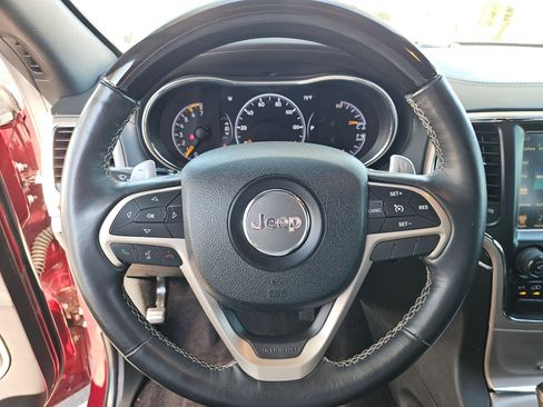 Used 2017 Jeep Grand Cherokee Overland image 14