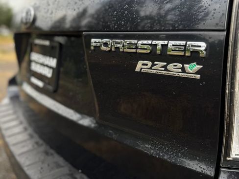 Used 2012 Subaru Forester 2.5X Premium AWD/4WD image 37