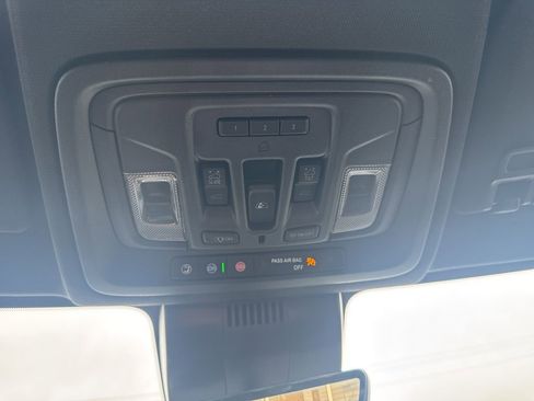 Used 2025 GMC Sierra 2500 AT4 w/ AT4 Premium Plus Package image 29