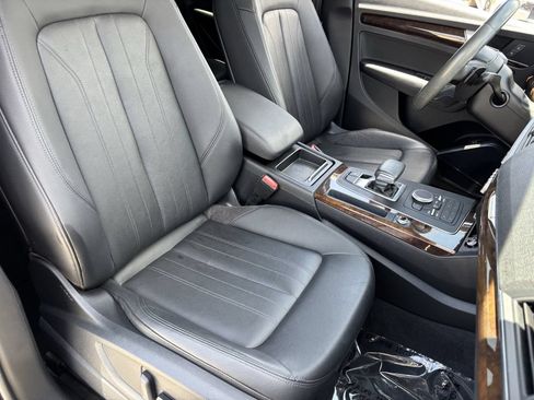 Used 2019 Audi Q5 2.0T Premium AWD/4WD image 8