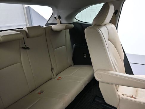 Used 2020 Toyota Highlander Limited image 14