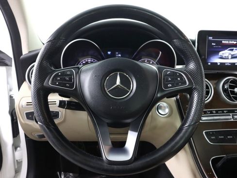 Used 2017 Mercedes-Benz C 300 4MATIC Sedan image 11