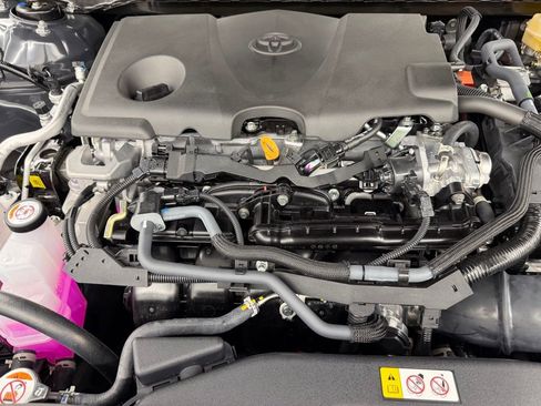 Used 2026 Toyota Camry SE FWD image 40