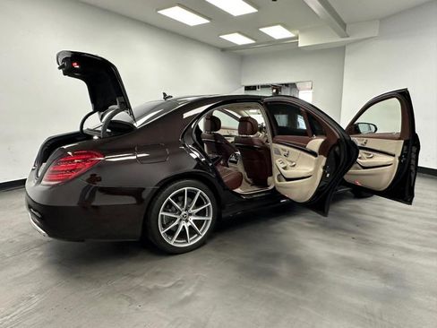 Used 2018 Mercedes-Benz S 560 S 560 4MATIC Sedan w/ AMG Line Exterior image 30