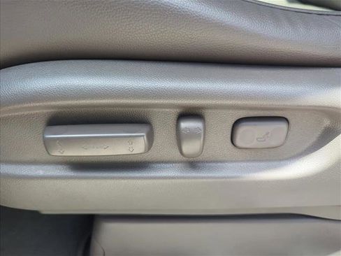 Used 2016 Honda Odyssey Touring Elite image 28