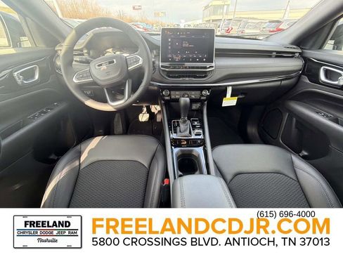 New 2026 Jeep Compass Latitude AWD/4WD image 17