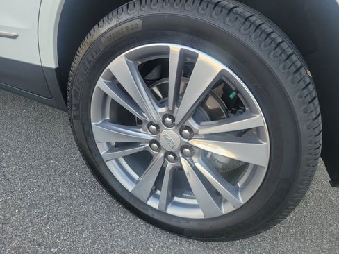 Certified 2022 Cadillac XT5 Premium Luxury FWD image 22