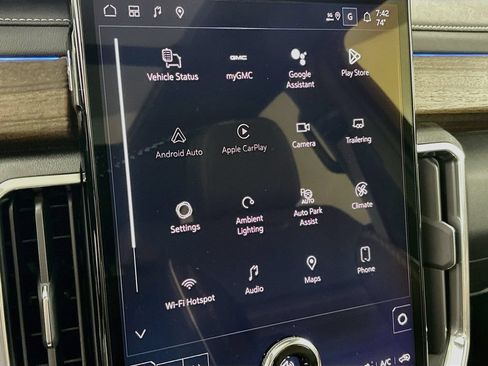 New 2026 GMC Acadia Denali Ultimate AWD/4WD image 15