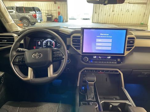 Certified 2024 Toyota Tundra Limited AWD/4WD image 17