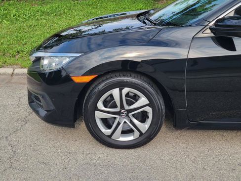 Used 2018 Honda Civic LX image 11