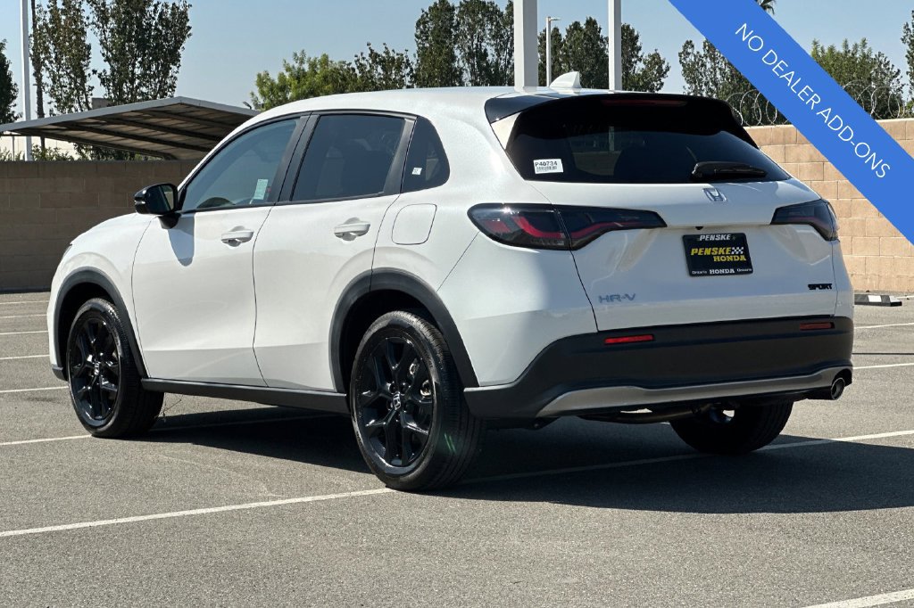 Certified 2025 Honda HR-V Sport image 6