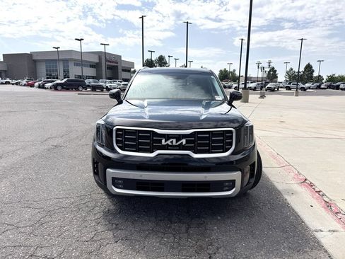 Used 2024 Kia Telluride SX Prestige AWD/4WD image 3