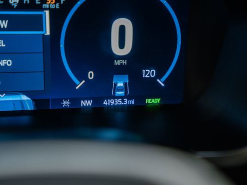 Used 2022 Ford F150 Limited image 54