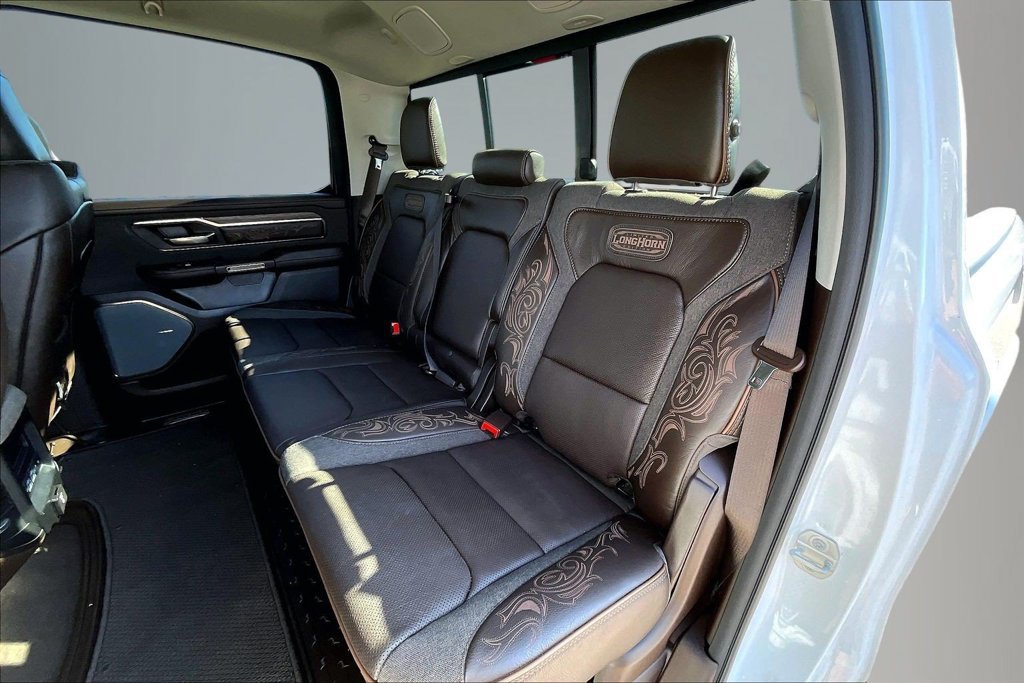 Used 2025 RAM 1500 Limited w/ Off Road Group AWD/4WD image 23