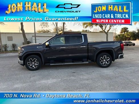 Certified 2022 GMC Sierra 1500 SLT w/ SLT Premium Plus Package image 5