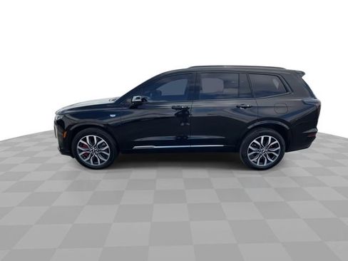 Certified 2024 Cadillac XT6 Sport w/ LPO, Floor Liner Package AWD/4WD image 5