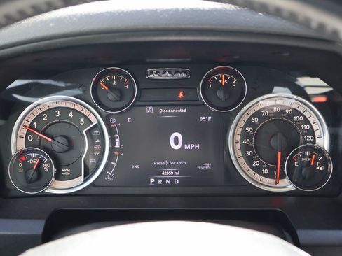 Used 2018 RAM 3500 Big Horn w/ Harvest Edition AWD/4WD image 14