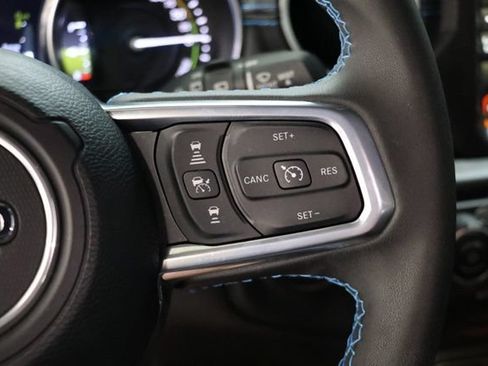Used 2023 Jeep Wrangler Unlimited Rubicon 4xe w/ Safety Group AWD/4WD image 23
