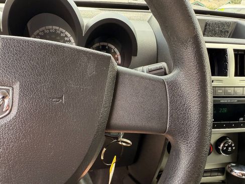 Used 2011 Dodge Nitro Heat image 26