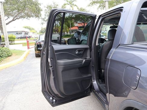 Used 2019 Honda Ridgeline RTL image 22