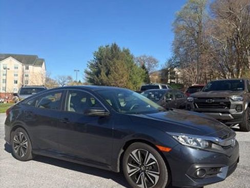Used 2018 Honda Civic EX-L image 3