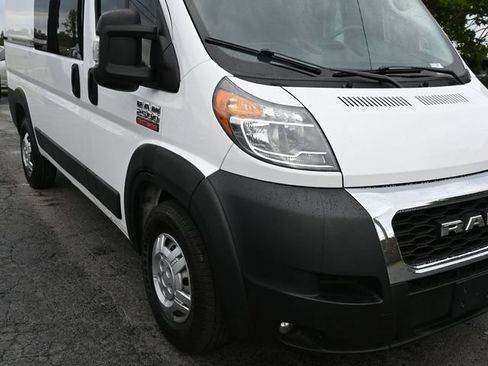 Used 2019 RAM ProMaster 2500 w/ Premium Appearance Group FWD image 22