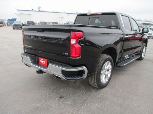 Used 2020 Chevrolet Silverado 1500 LTZ w/ LTZ Plus Package image 4