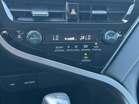 Used 2021 Toyota Camry XSE w/ Carpet Mat Package (TMS) FWD image 23