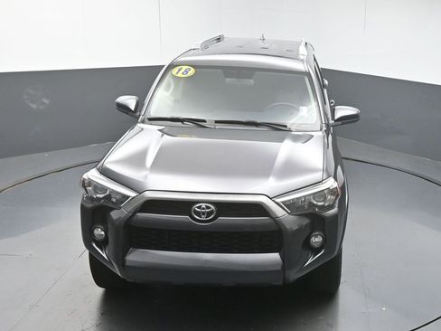 Used 2018 Toyota 4Runner SR5 image 40