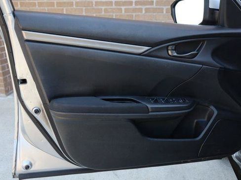 Used 2017 Honda Civic Sport image 21