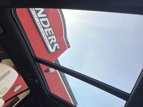 Used 2025 Cadillac Escalade Sport w/ Touring Package image 12