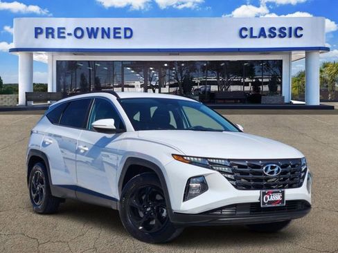 Used 2022 Hyundai Tucson SEL w/ Winter Package FWD image 1