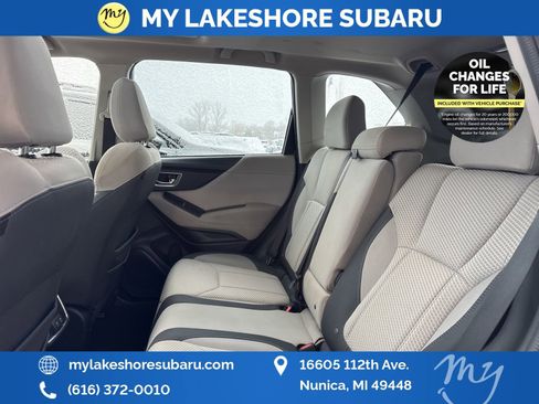 Used 2020 Subaru Forester Premium image 25