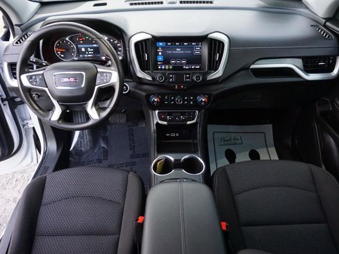 Used 2023 GMC Terrain SLE w/ Driver Convenience Package image 10