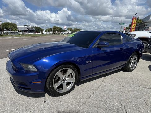 Used 2014 Ford Mustang GT Premium RWD image 3