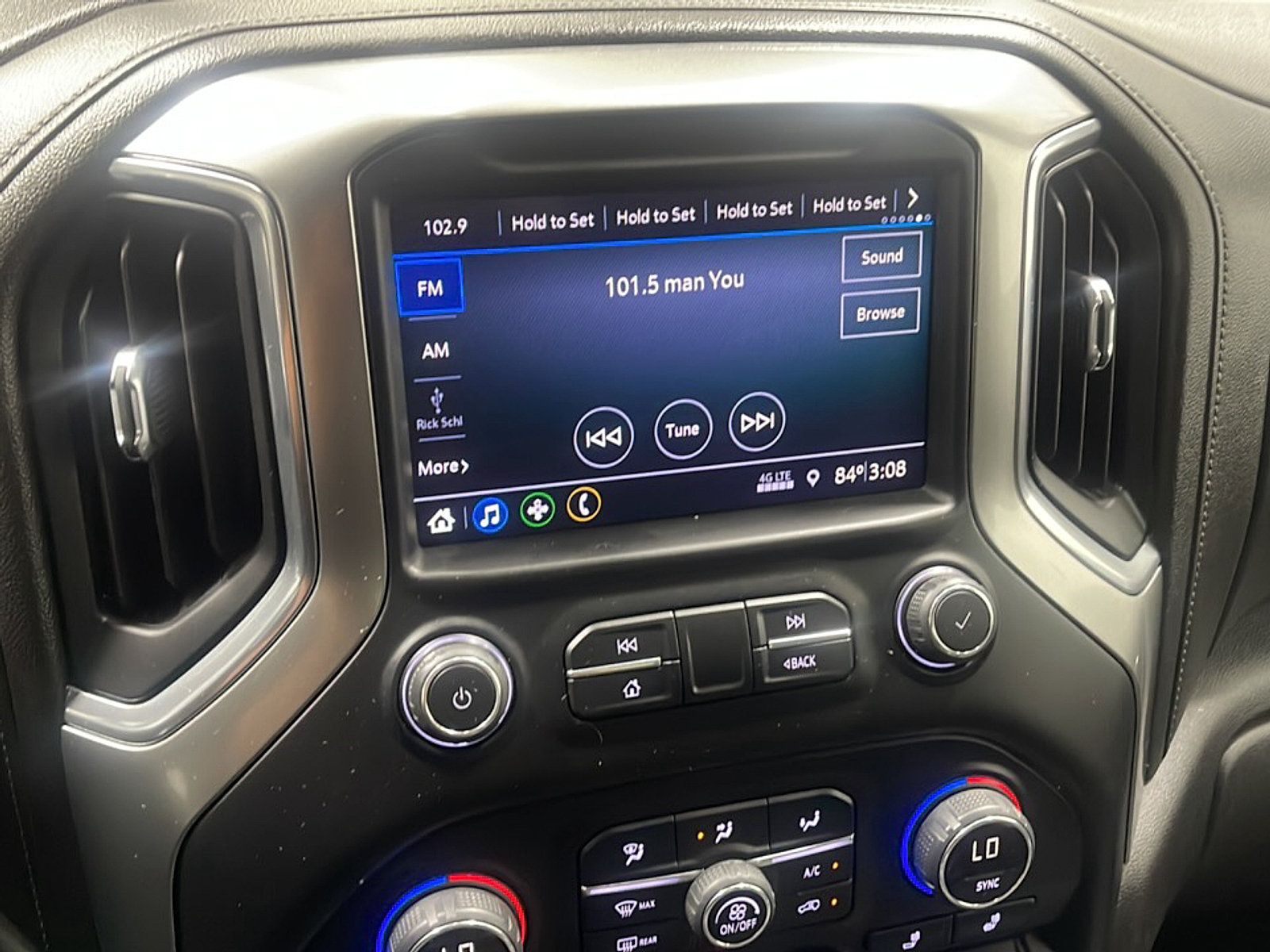 Used 2019 Chevrolet Silverado 1500 LT w/ All-Star Edition AWD/4WD image 8