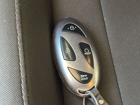 Used 2025 Hyundai Elantra SEL FWD image 24