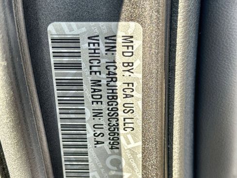 New 2025 Jeep Grand Cherokee Limited w/ Luxury Tech Group II image 29