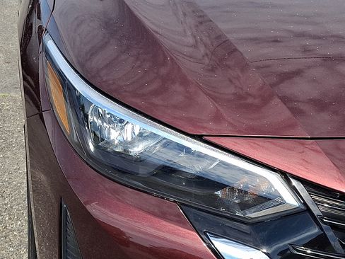 Certified 2025 Nissan Sentra SV FWD image 10