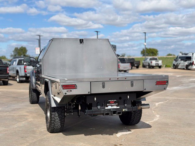 Used 2022 Ford F350 Platinum AWD/4WD image 4