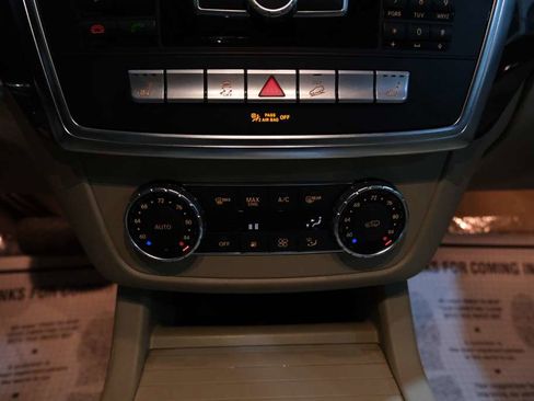 Used 2013 Mercedes-Benz ML 350 4MATIC image 30