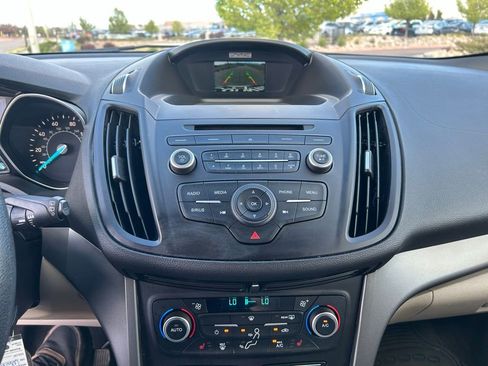 Used 2018 Ford Escape SE image 21