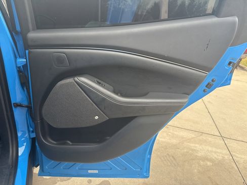 Used 2022 Ford Mustang Mach-E Premium image 15