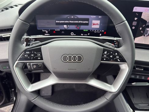 New 2026 Audi Q3 quattro 2.0T AWD/4WD image 15