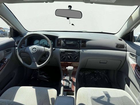 Used 2004 Toyota Corolla LE FWD image 14