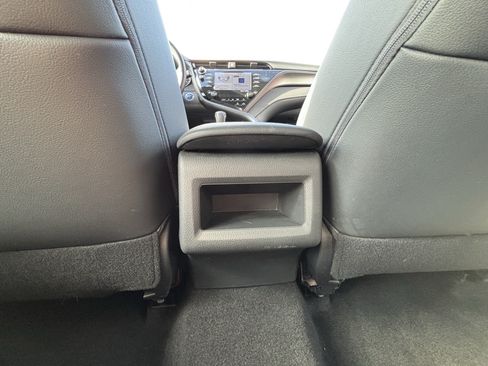 Used 2019 Toyota Camry SE w/ Audio Package FWD image 36