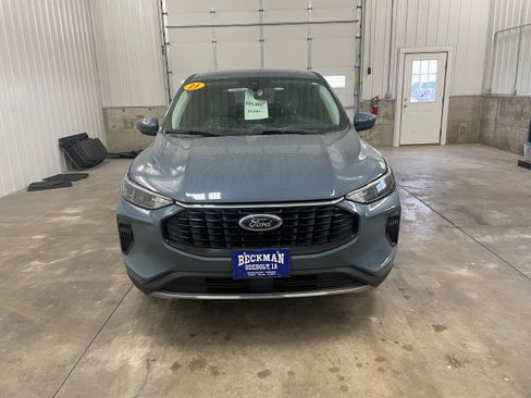 Used 2023 Ford Escape Active w/ Tech Pack #2 AWD/4WD image 8