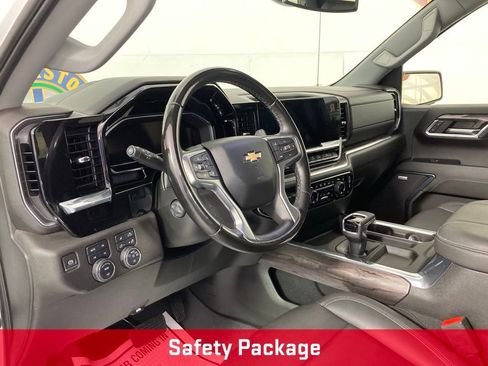 Used 2023 Chevrolet Silverado 1500 LTZ image 14
