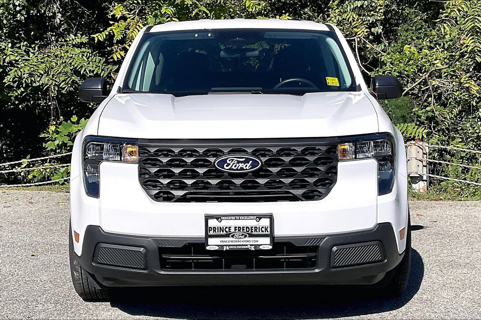 Used 2025 Ford Maverick XL FWD image 2